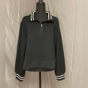 NWT Yogalicious Black and White Scuba Georgetown Half Zip Women's Sweatshirt